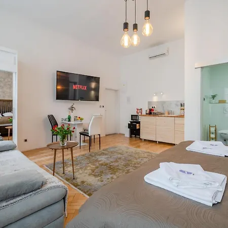 Premium Wenceslas Square Apartments Prague Exterior photo